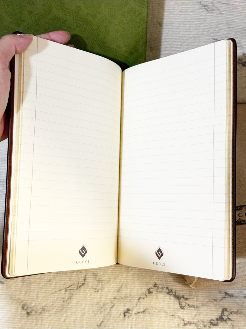 Gucci Geometric G Print Notebook - Picture 5 of 9